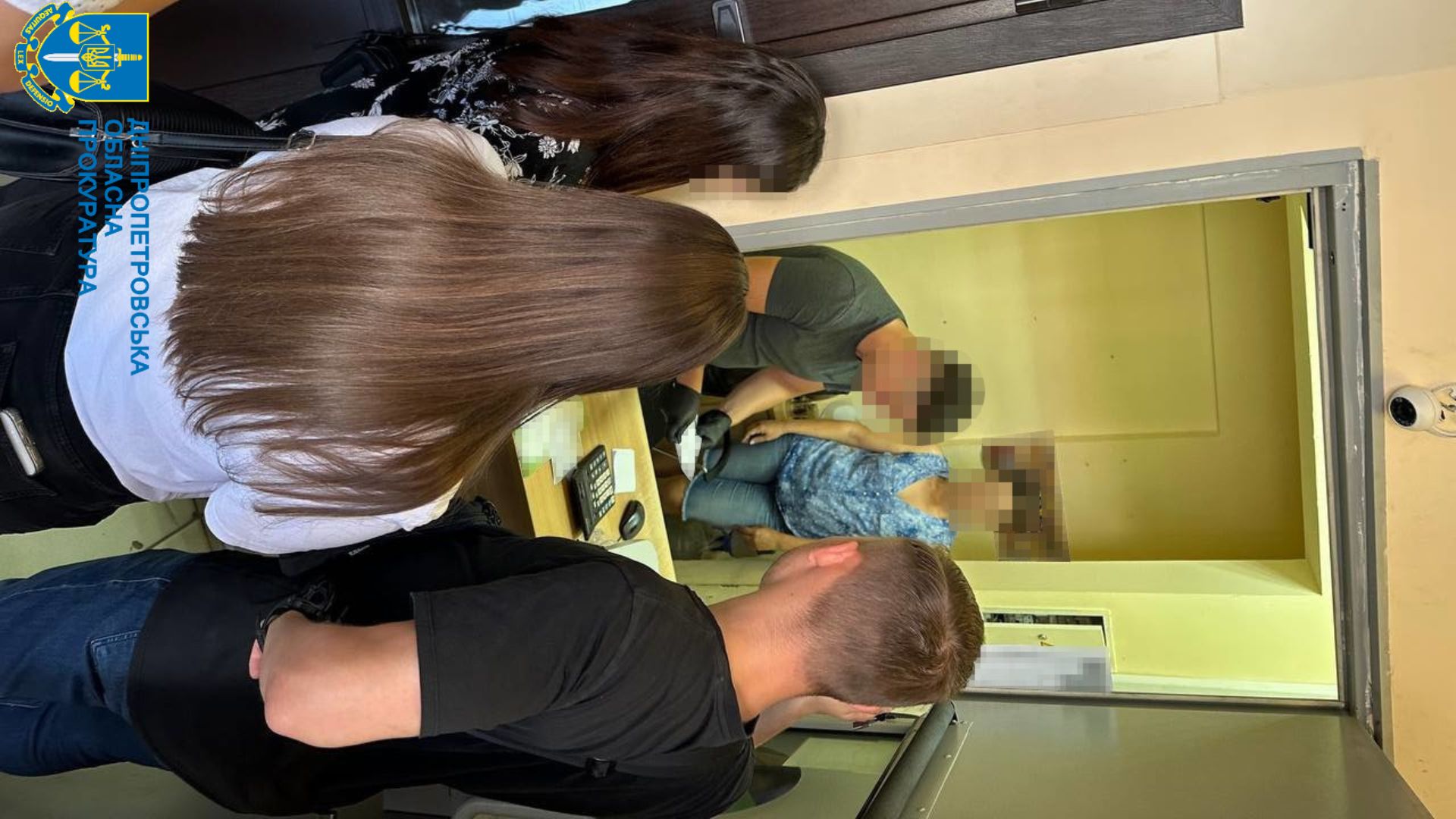 У Дніпрі власник пунктів обміну валют і його спільники привласнили 800 тисяч доларів -